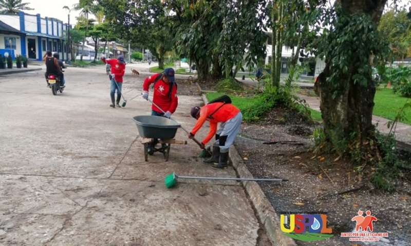 MANTENIMIENTO Y LIMPIEZA DE PARQUES Y ESCENARIOS DEPORTIVOS