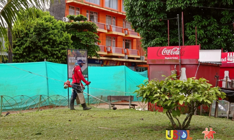 PODA Y LIMPIEZA PARQUE ORELLANA